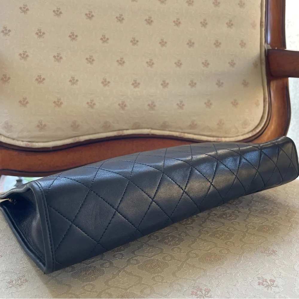 COPY - CHANEL Interlocking Matelasse Clutch Shoulder Bag Purse - Picture 11 of 13